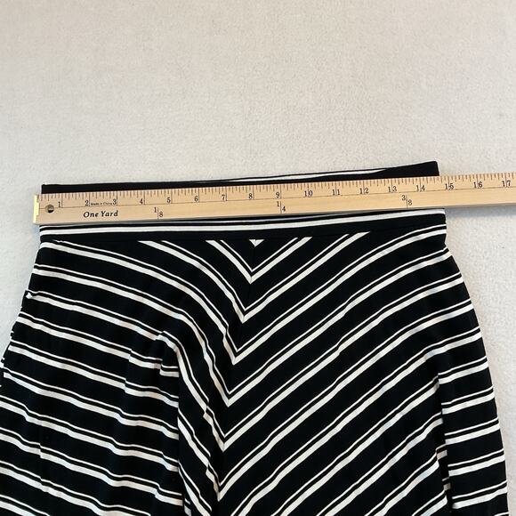 Loft Skirt Womens Small Petite SP Black White Stripe Knit Skater Flare Casual - Picture 5 of 9